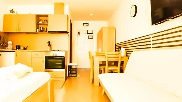 William's - Cute Apartmán